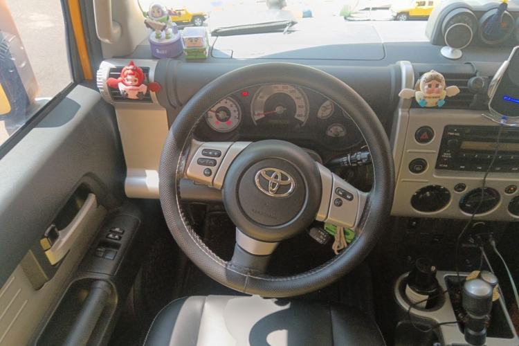Used Toyota FJ Cruiser  Steering Wheel