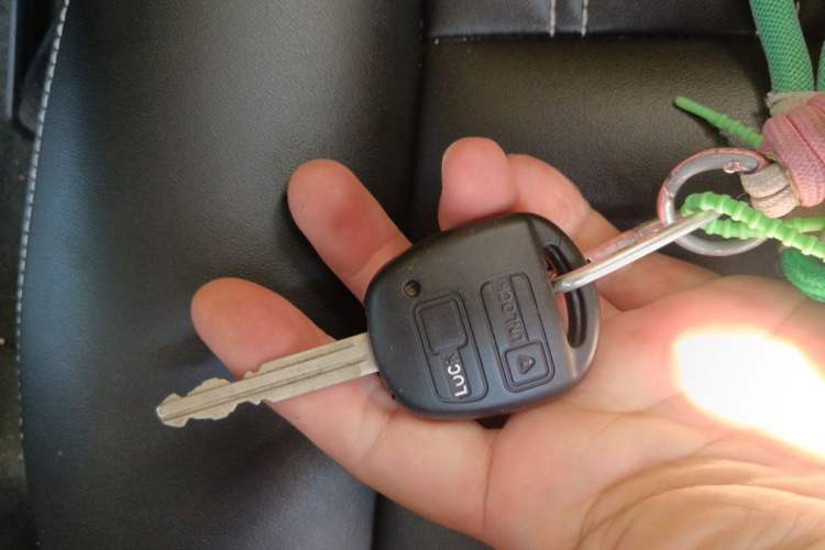 Used Toyota FJ Cruiser  Vehicle Key