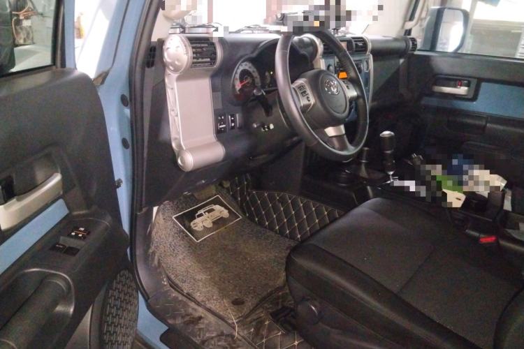 Used Toyota FJ Cruiser  Driver Seat
