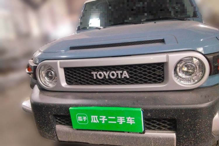 Used Toyota FJ Cruiser  Front