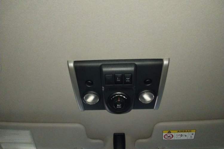 Used Toyota FJ Cruiser  Headliner