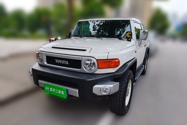 Used Toyota FJ Cruiser 