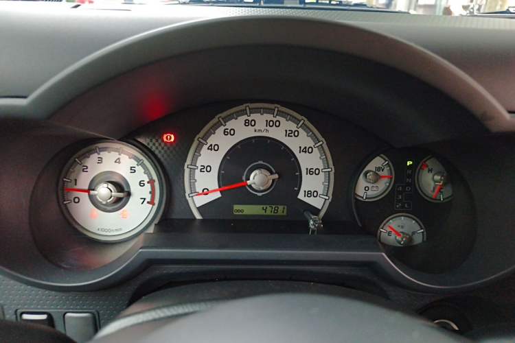 Used Toyota FJ Cruiser  Instrument Cluster