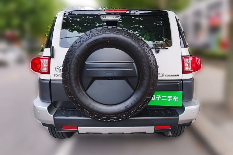 Used Toyota FJ Cruiser  Rear