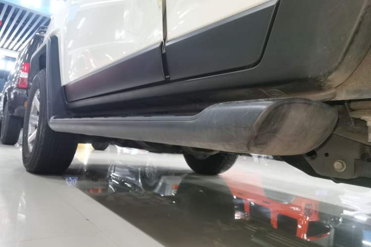 Used Toyota FJ Cruiser 2022 4.0L GX-R Dual Fuel JBL Middle East Left Side Sill