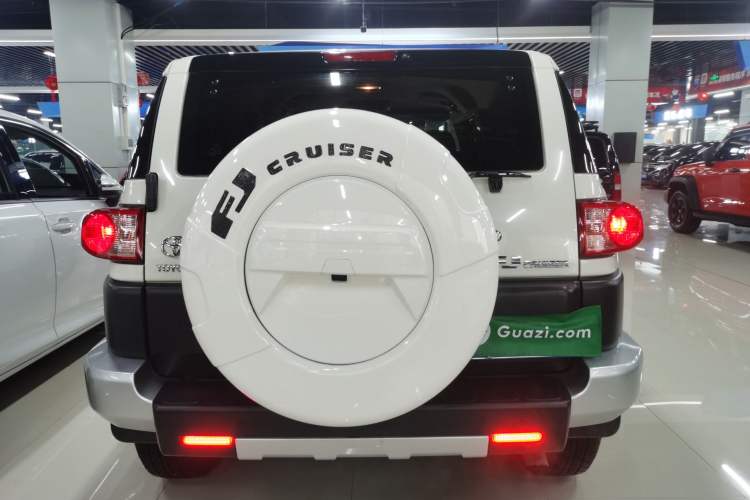 Used Toyota FJ Cruiser 2022 4.0L GX-R Dual Fuel JBL Middle East Rear