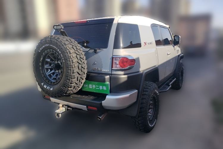 Used Toyota FJ Cruiser 2023 4.0L FINAL Edition – Eight-Cylinder – Middle East Rear Right 45 Deg