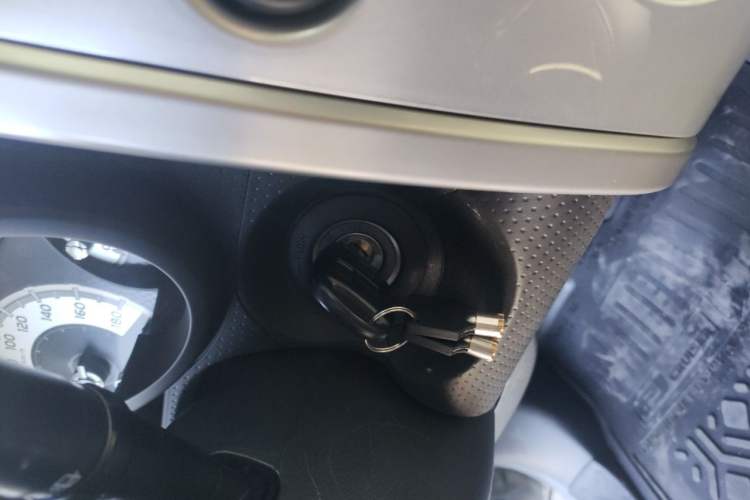 Used Toyota FJ Cruiser 2023 4.0L FINAL Edition – Eight-Cylinder – Middle East Vehicle Key
