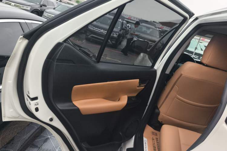 Used Toyota Fortuner 2016 2.7L Middle East Version Left Rear Door Interior
