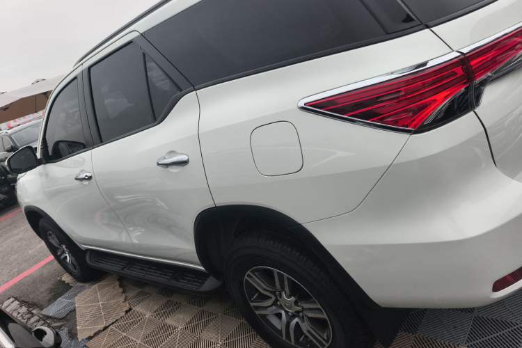 Used Toyota Fortuner 2016 2.7L Middle East Version Left Side