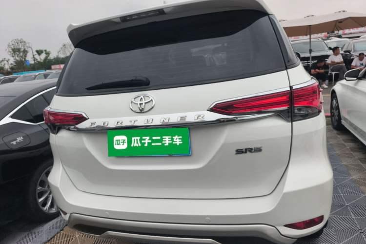 Used Toyota Fortuner 2016 2.7L Middle East Version Rear