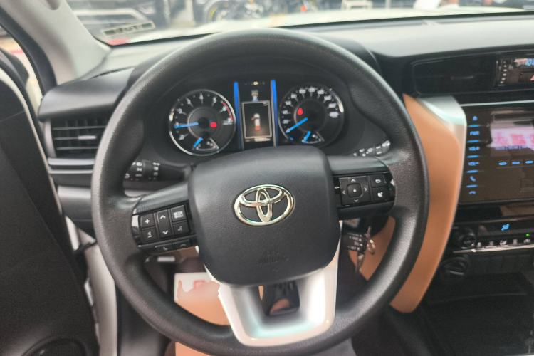 Used Toyota Fortuner 2016 2.7L Middle East Version Steering Wheel