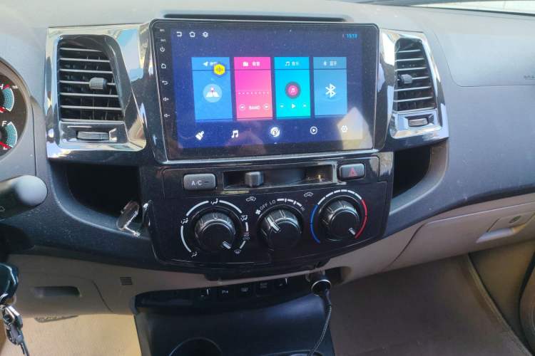 Used Toyota Fortuner  Audio And AC Panel