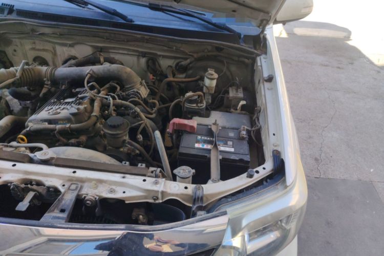 Used Toyota Fortuner  Engine Bay Left