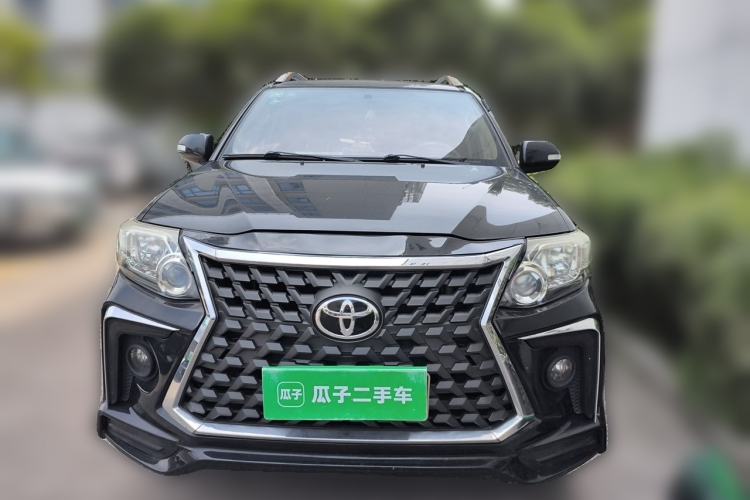 Used Toyota Fortuner  Front