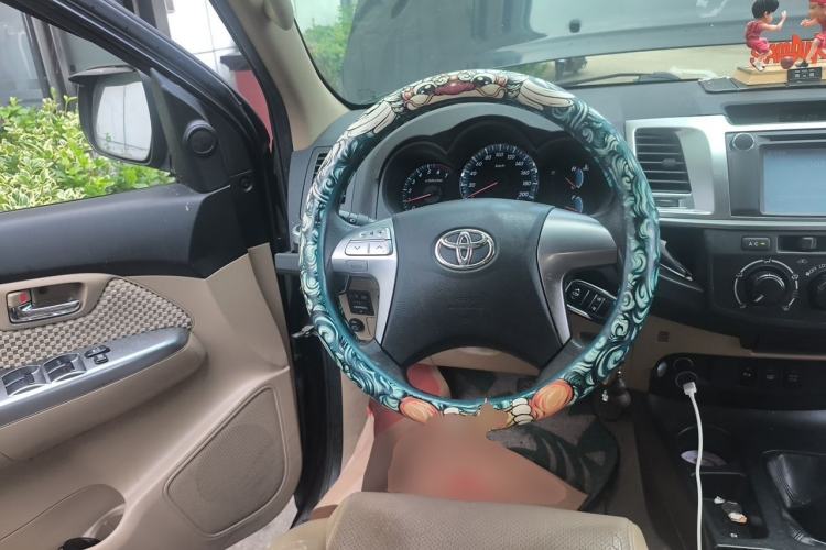 Used Toyota Fortuner  Steering Wheel