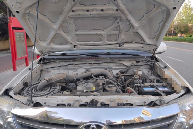 Used Toyota Fortuner  Engine Bay