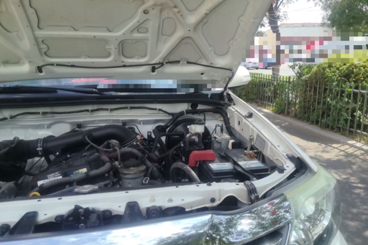 Used Toyota Fortuner  Engine Bay Left