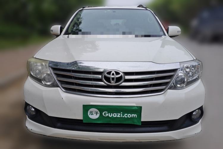 Used Toyota Fortuner  Front