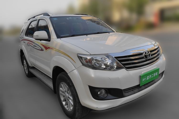 Used Toyota Fortuner  Front Right 45 Deg