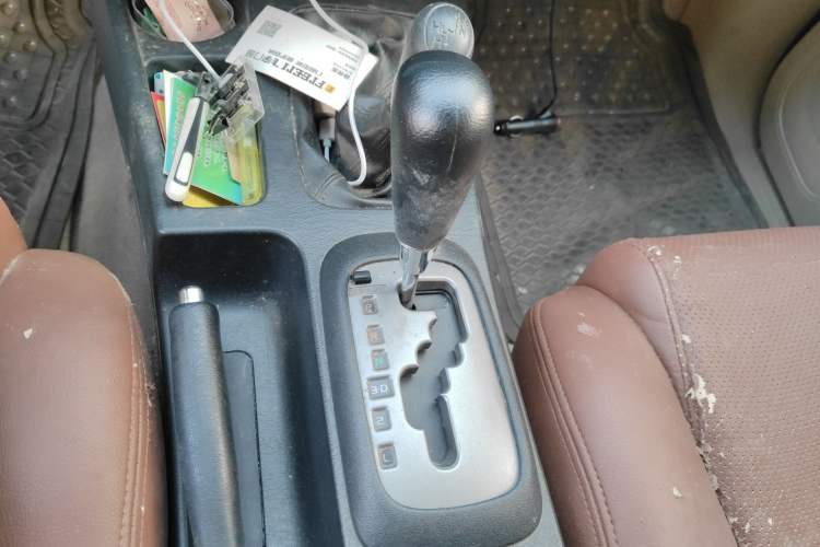 Used Toyota Fortuner  Gear Lever