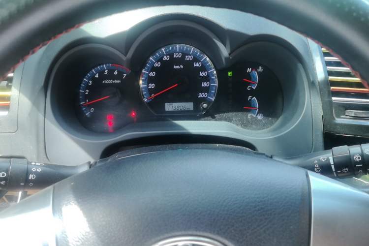 Used Toyota Fortuner  Instrument Cluster