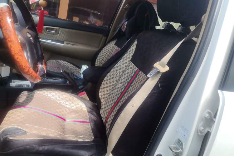 Used Toyota Fortuner  Left Front Seat