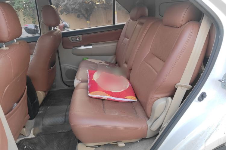 Used Toyota Fortuner  Left Rear Seat