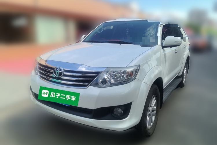 Used Toyota Fortuner Runner 2.7 Automatic 7-Seater (Parallel Import) Guazi used car, China used car export, Used car for sale, Used cars, Cheapest cars for sale