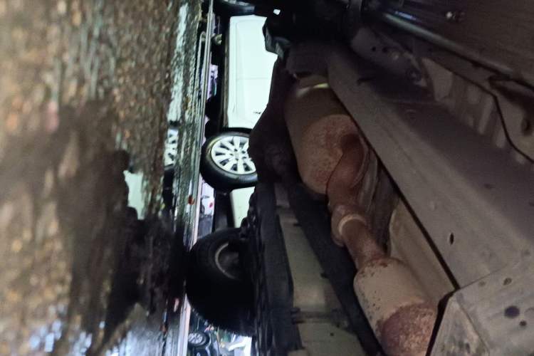 Used Toyota Fortuner 2015 2.7L Standard Edition Chassis Front Right