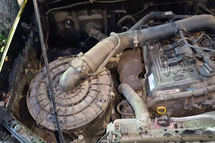 Used Toyota Fortuner 2015 2.7L Standard Edition Engine Bay Right