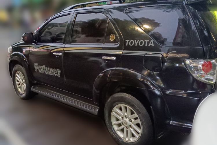 Used Toyota Fortuner 2015 2.7L Standard Edition Rear Left 45 Deg