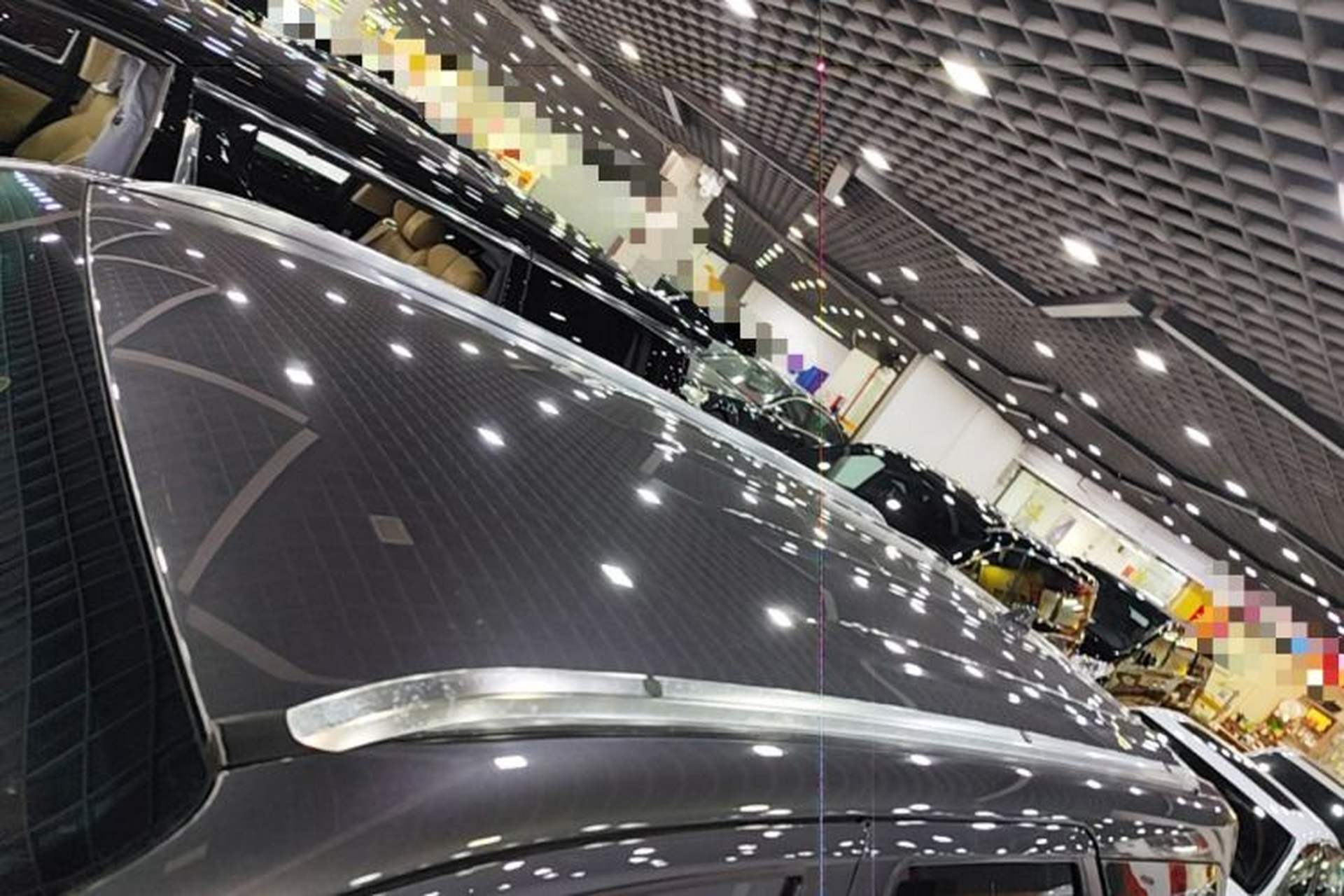 Used Toyota Fortuner  Roof