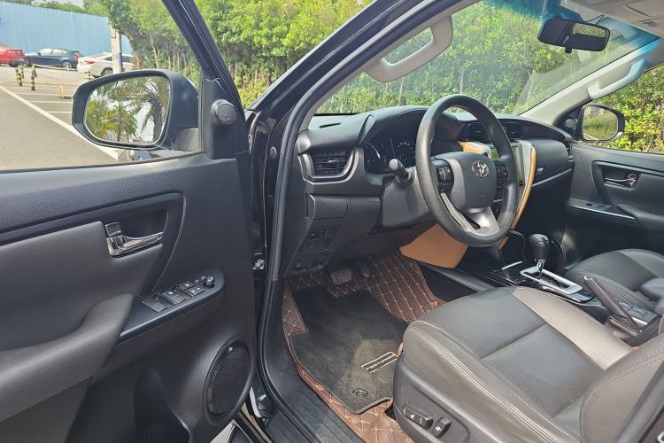 Used Toyota Fortuner 2016 2.7L Middle East Version Driver Seat