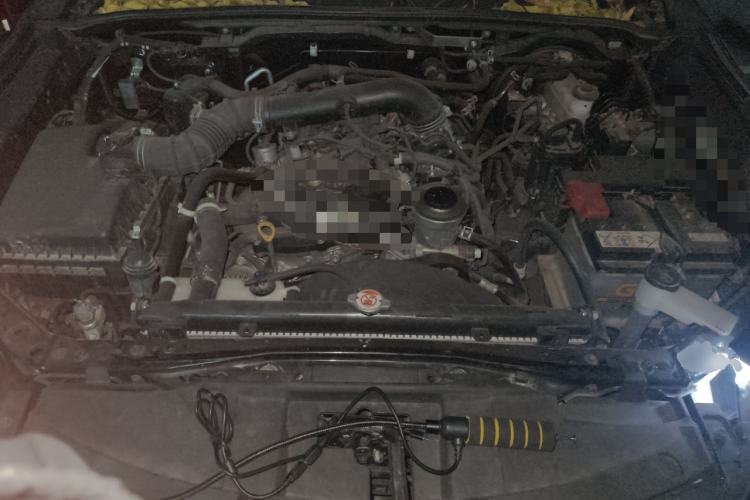 Used Toyota Fortuner 2016 2.7L Middle East Version Engine Bay