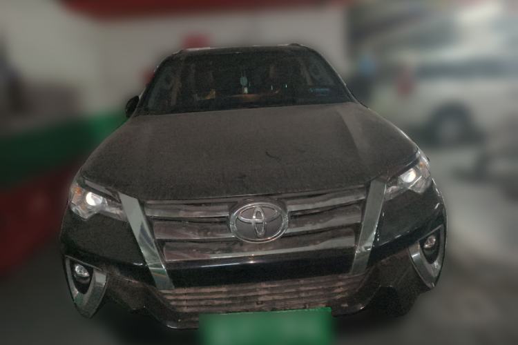 Used Toyota Fortuner 2016 2.7L Middle East Version Exterior 1
