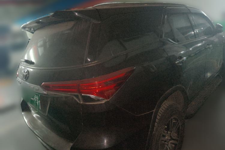 Used Toyota Fortuner 2016 2.7L Middle East Version Exterior 5