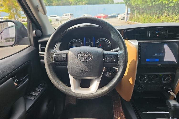 Used Toyota Fortuner 2016 2.7L Middle East Version Steering Wheel