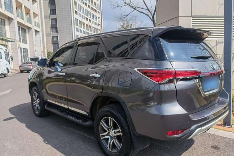 Used Toyota Fortuner 2016 2.7L Middle East Version Exterior 2