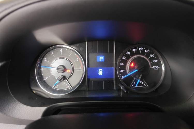 Used Toyota Fortuner  Instrument Cluster