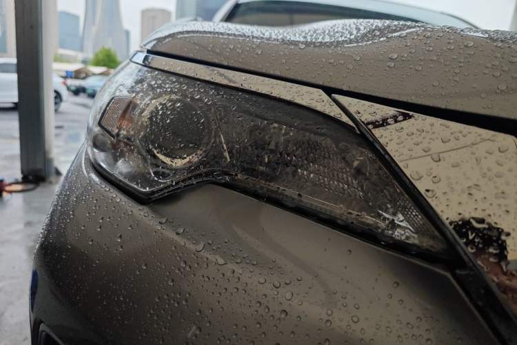 Used Toyota Fortuner  Right Front Headlight
