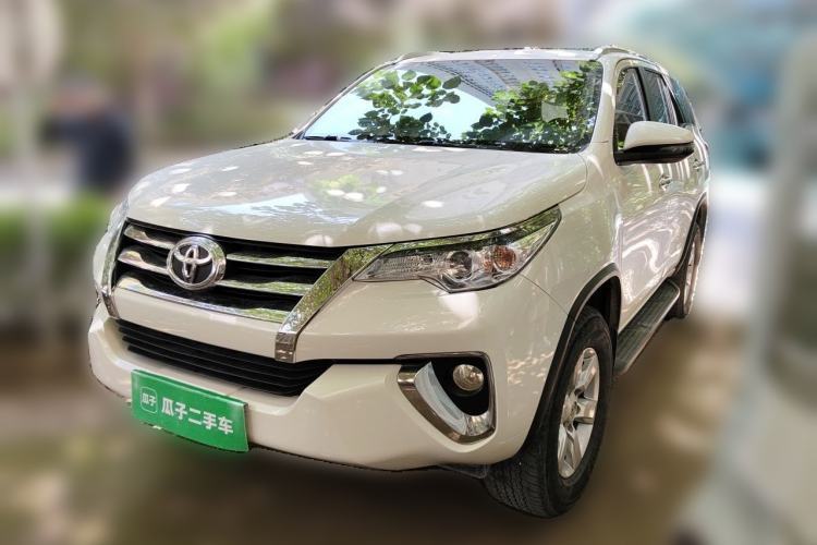 Used Toyota Fortuner 2016 2.7L Middle East Version Guazi used car, China used car export, Used car for sale, Used  cars, Cheapest cars for sale