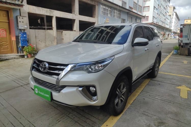 Used Toyota Fortuner 2016 2.7L Middle East Version Guazi used car, China used car export, Used car for sale, Used cars, Cheapest cars for sale