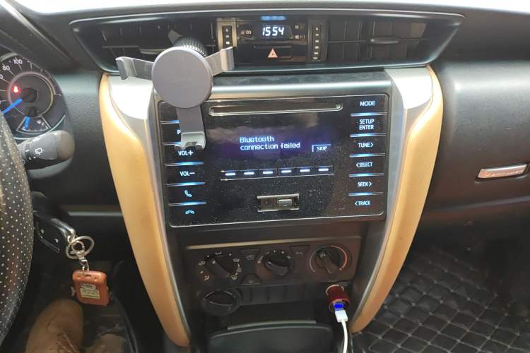 Used Toyota Fortuner 2016 2.7L Middle East Version Audio And AC Panel