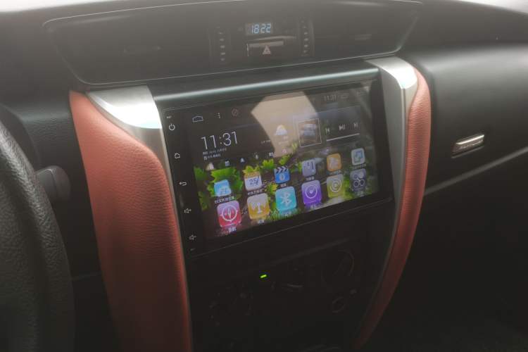 Used Toyota Fortuner 2016 2.7L Middle East Version Audio And AC Panel