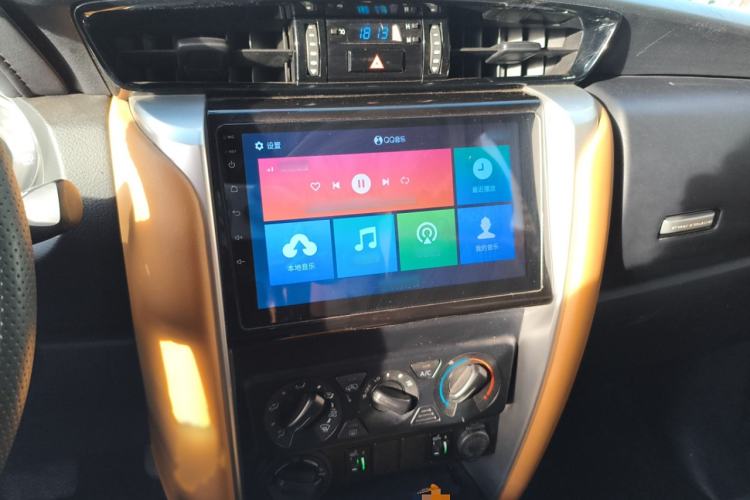 Used Toyota Fortuner 2016 2.7L Middle East Version Audio And AC Panel