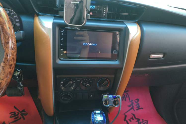 Used Toyota Fortuner 2016 2.7L Middle East Version Audio And AC Panel