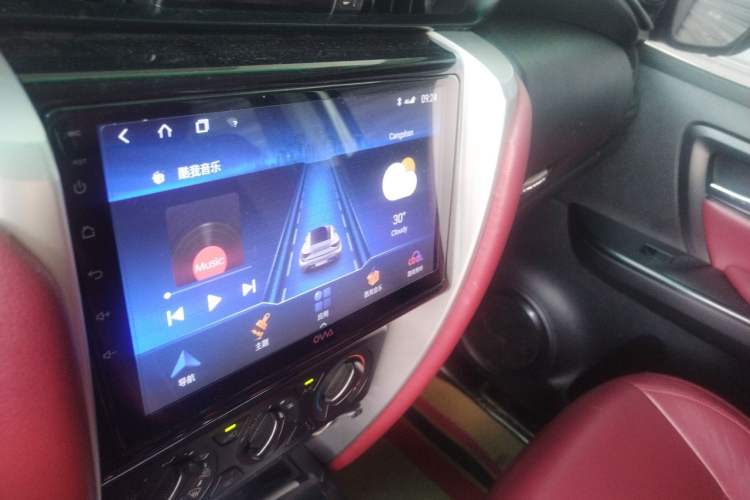 Used Toyota Fortuner 2016 2.7L Middle East Version Audio And AC Panel