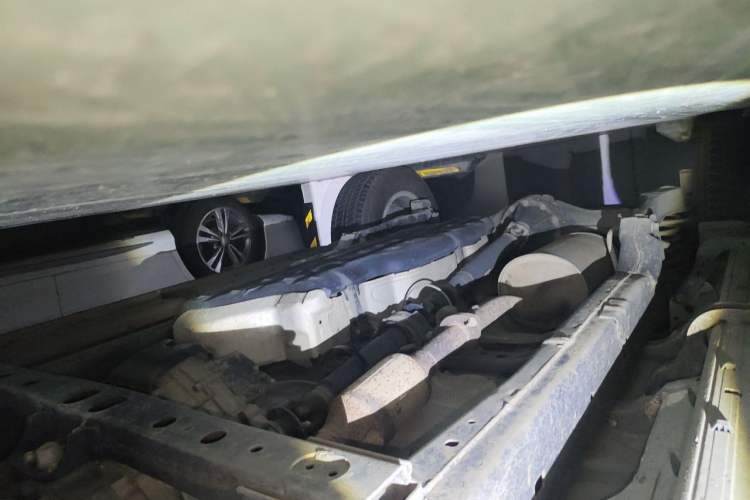 Used Toyota Fortuner 2016 2.7L Middle East Version Chassis Front Right