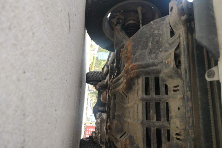 Used Toyota Fortuner 2016 2.7L Middle East Version Chassis Front